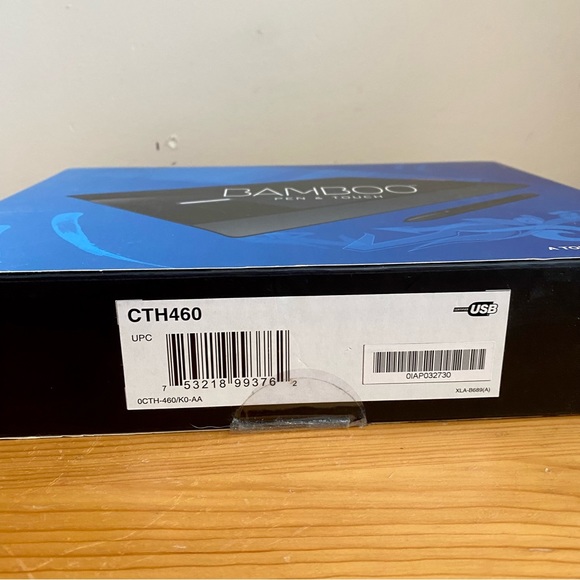 Wacom Bamboo Pen and Touch Graphic Design Computer Drawing NEW - Picture 4 of 10